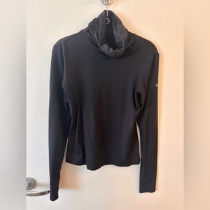 Alo Yoga Black Turtleneck S